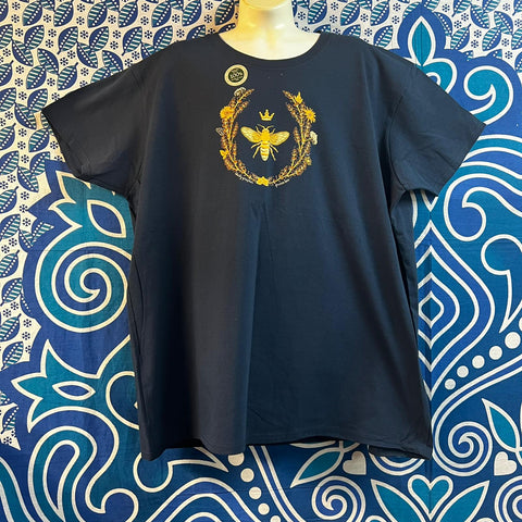 Queen Bee Navy T-Shirt Size Small