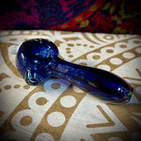 4” Frit Blue W/UV Critter Handpipe