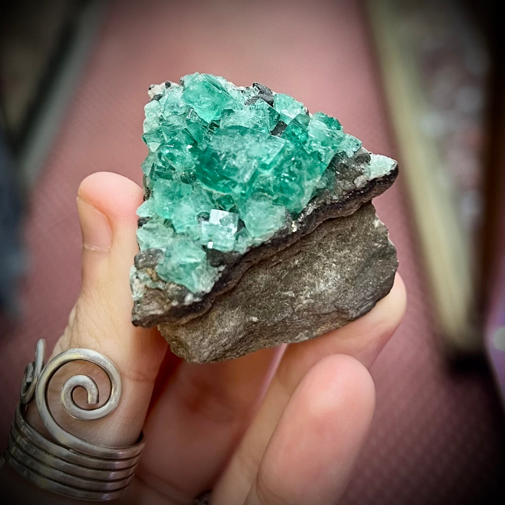 Raw Ruby Flo Rite Raw Fluorite – Happy Trails Inc & Joe's Smoke Shop