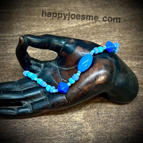 3" Blue Glass Bead Bracelet w/Three Bigger Beads