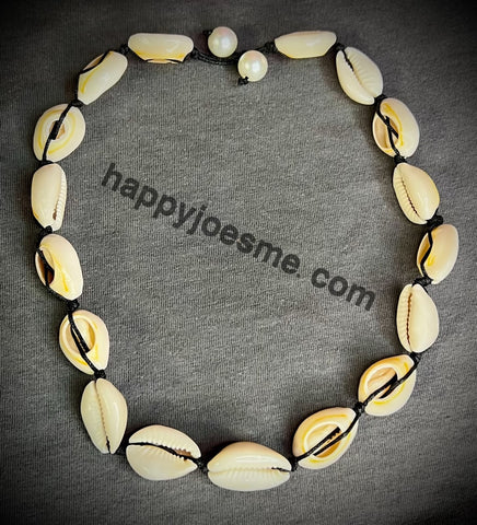 Natural cowrie seashell necklace