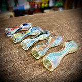 Glass Swirl Color Flat Chillum