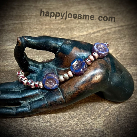 3" Glass Bead Bracelet w/Glass Flower Beads