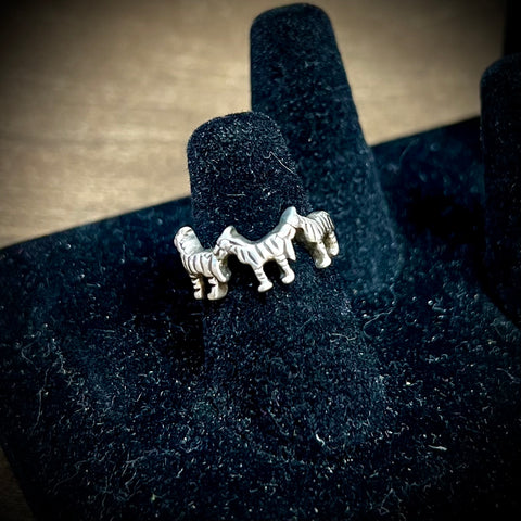 Three zebras 925 Silver Ring Size-5