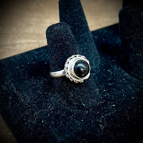 Black Onyx 925 Silver Ring Size-8