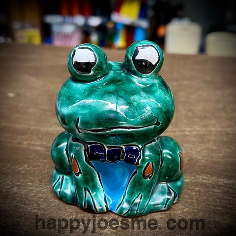 Talavera pottery frog statue