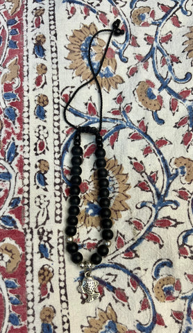 3"-6" Black Glass Beads w/Fish Charm Bracelet