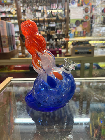 7" Leaning Quad Shoe Base Soft Glass Waterpipe