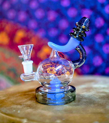 7” Globe Recycler Waterpipe w/Black&Periwinkle Blue Accents-MK104