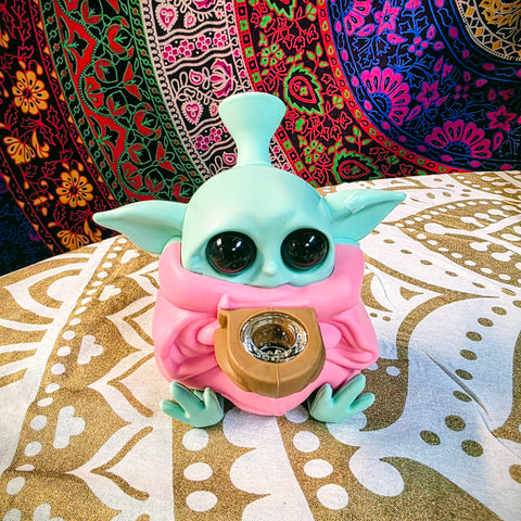 Baby Yoda Bong – Star Wars Grogu Silicone Water Pipe-Pink