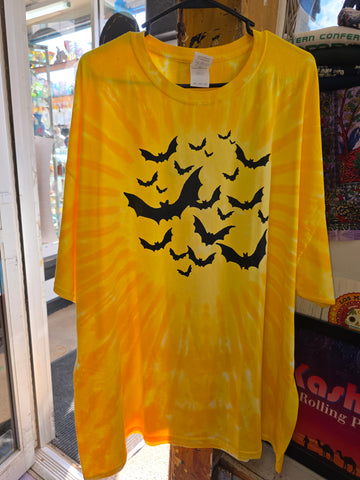 Size 4x Yellow T Shirt with Flying Black Bats