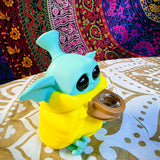 Baby Yoda – Star Wars Grogu Silicone Water Pipe-Yellow