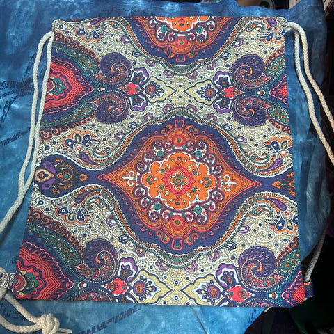 12.5x15" Paisley string backpack w/mini zip pocket inside