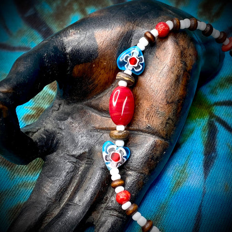 6.5" Maine-Made Bead Bracelet by Lori Williams - Red Center Bead & Floral Hearts
